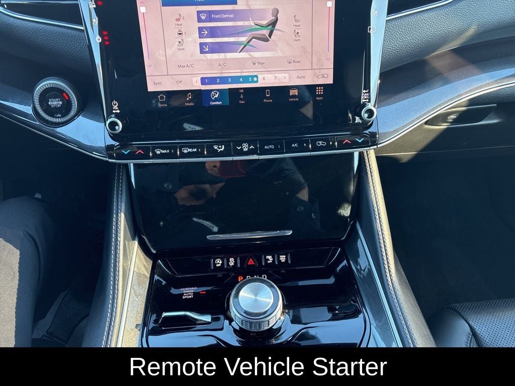 2024 Jeep Wagoneer Base