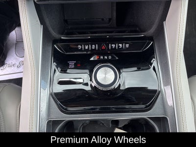 2023 Jeep Wagoneer Base