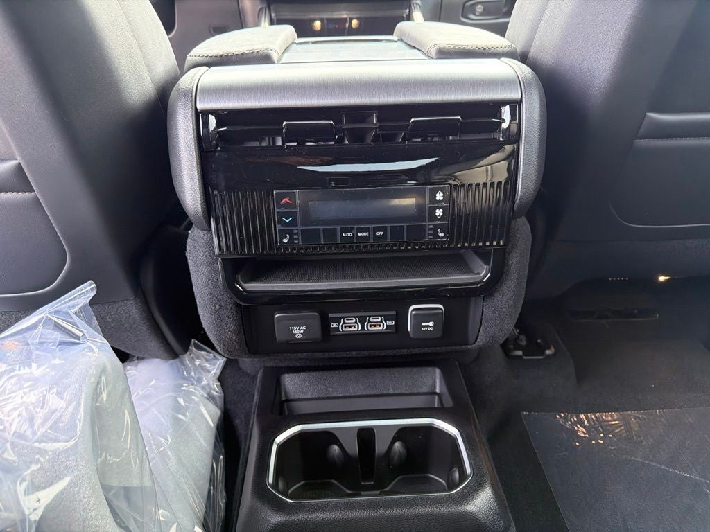 2026 Jeep Grand Wagoneer Limited Reserve