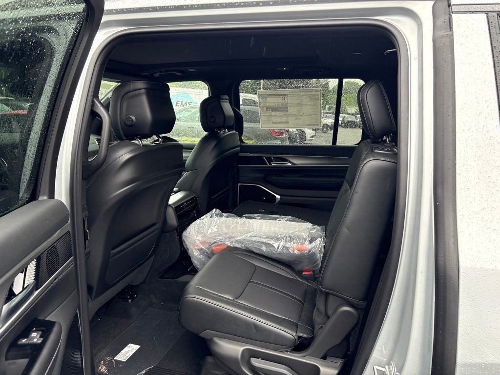 2026 Jeep Grand Wagoneer Limited Altitude
