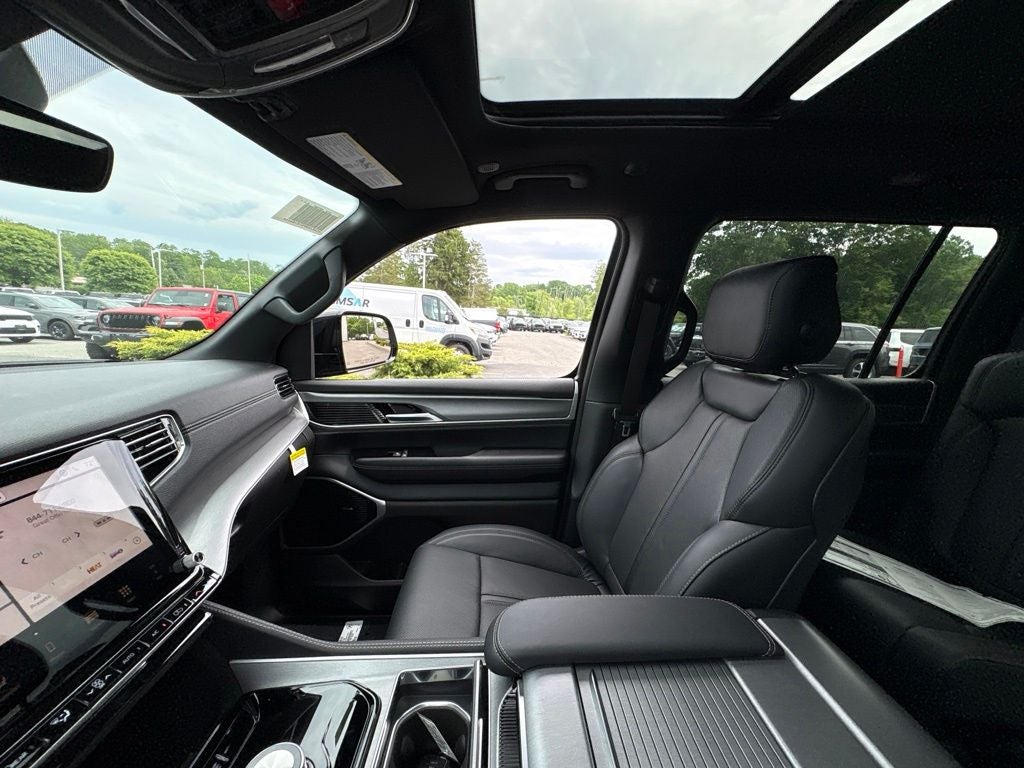 2026 Jeep Grand Wagoneer Limited Altitude