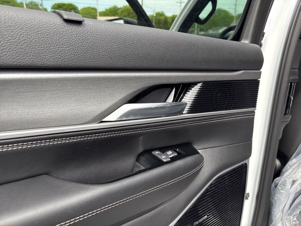 2026 Jeep Grand Wagoneer Limited Reserve