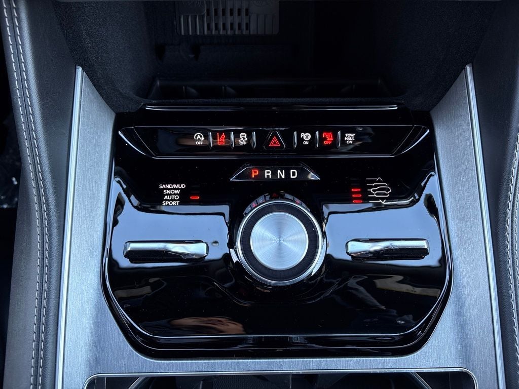 2026 Jeep Grand Wagoneer Base