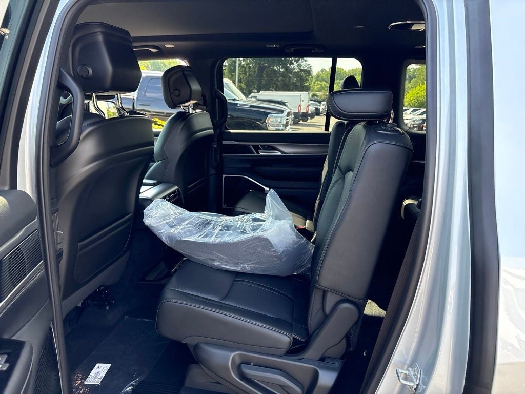 2026 Jeep Grand Wagoneer Limited Altitude