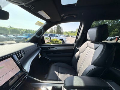 2026 Jeep Grand Wagoneer Limited Altitude