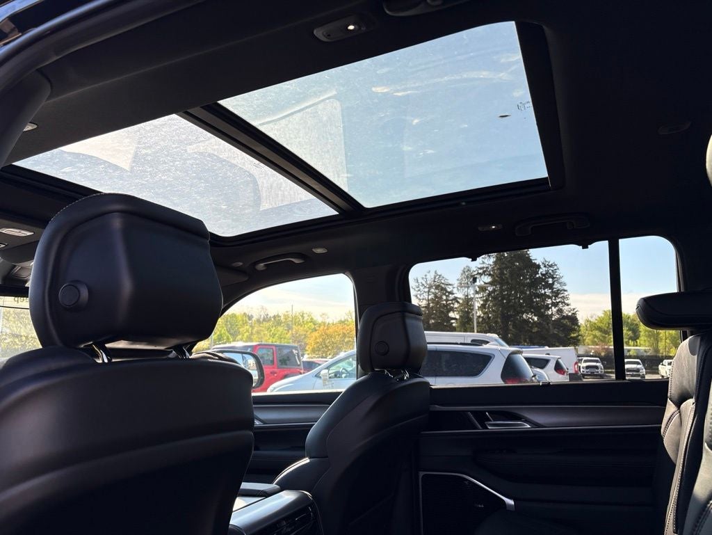 2026 Jeep Grand Wagoneer Limited Reserve