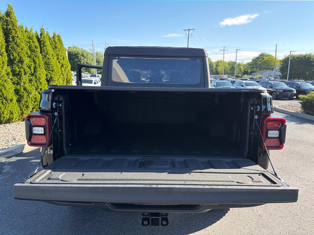 2025 Jeep Gladiator Mojave