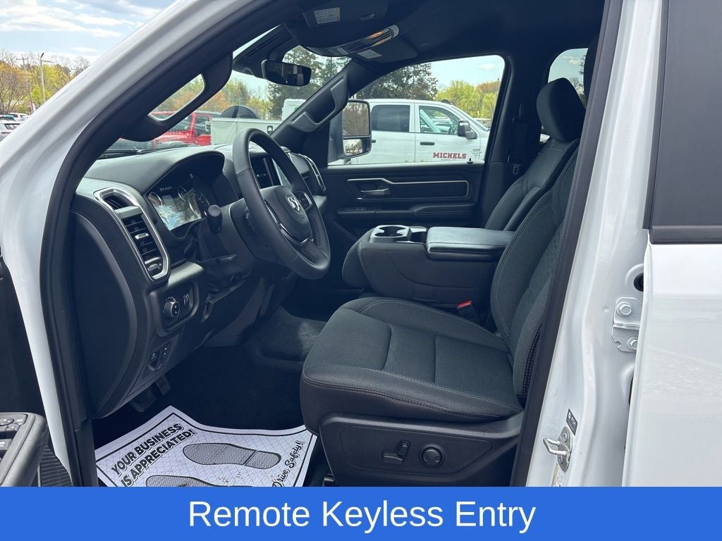 2025 RAM 1500 Big Horn/Lone Star 4D Quad Cab