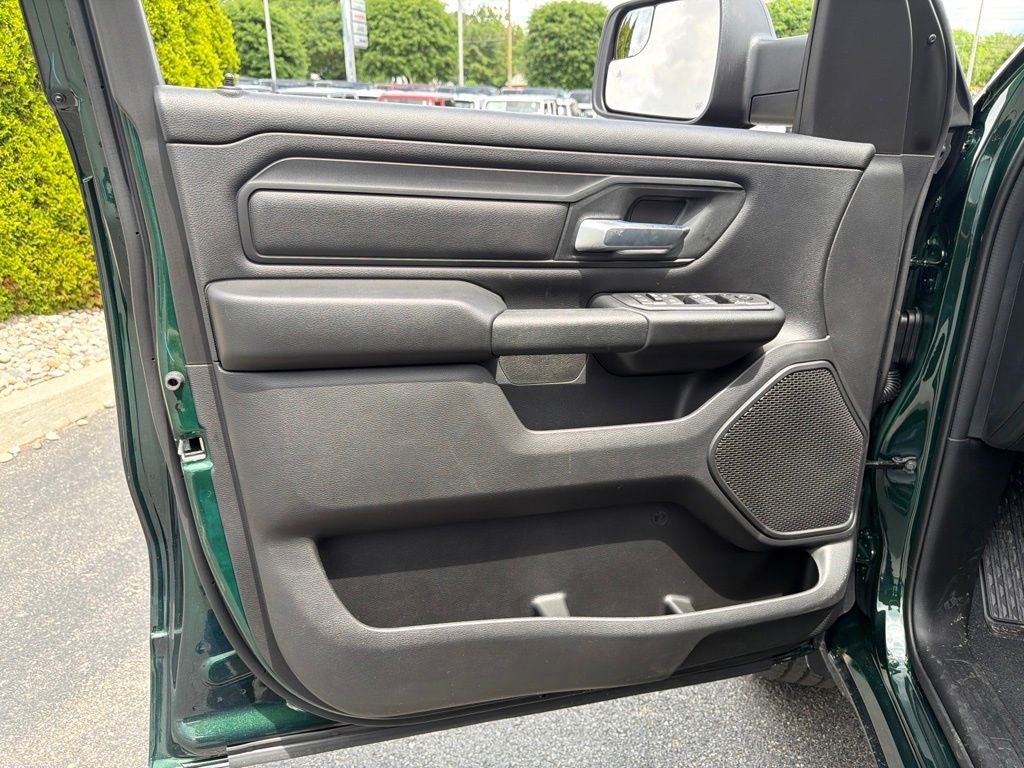 2026 RAM 1500 Express 4D Quad Cab
