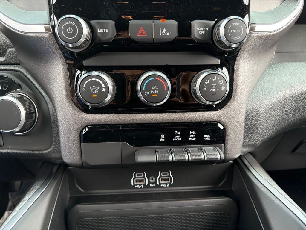 2026 RAM 1500 Express 4D Quad Cab