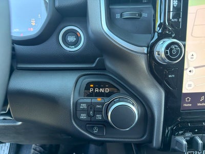 2027 RAM 1500 Big Horn/Lone Star 4D Crew Cab