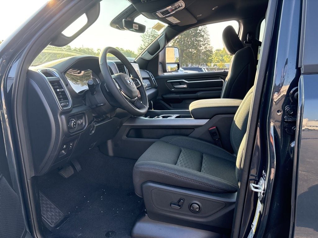 2026 RAM 1500 Big Horn/Lone Star 4D Crew Cab