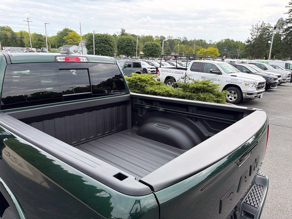 2027 RAM 1500 Big Horn/Lone Star 4D Crew Cab