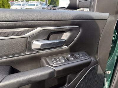2027 RAM 1500 Big Horn/Lone Star 4D Crew Cab