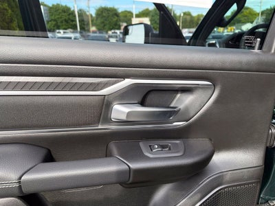 2027 RAM 1500 Big Horn/Lone Star 4D Crew Cab