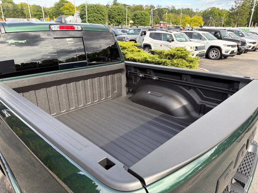 2027 RAM 1500 Big Horn/Lone Star 4D Crew Cab