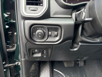 2027 RAM 1500 Big Horn/Lone Star 4D Crew Cab