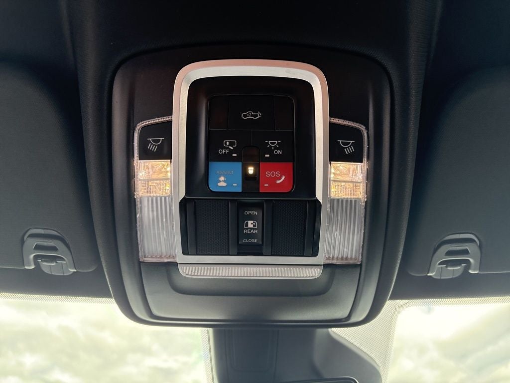 2025 RAM 1500 Big Horn/Lone Star 4D Crew Cab