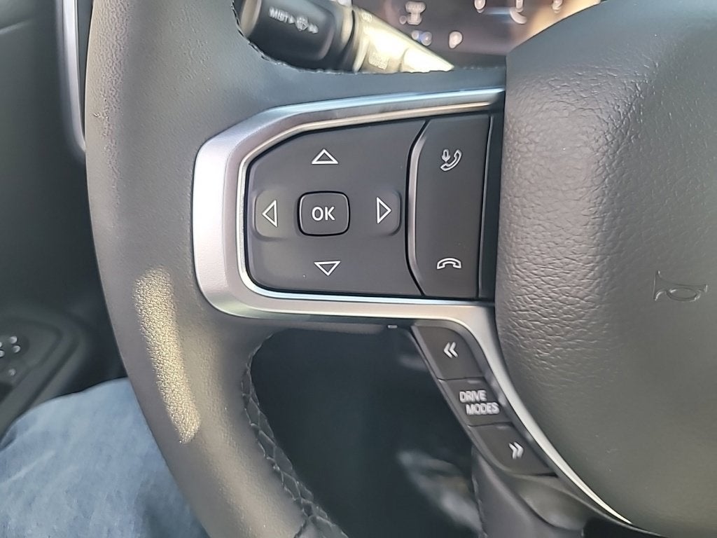 2027 RAM 1500 Big Horn/Lone Star 4D Crew Cab