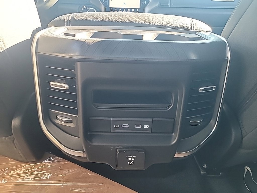 2027 RAM 1500 Big Horn/Lone Star 4D Crew Cab