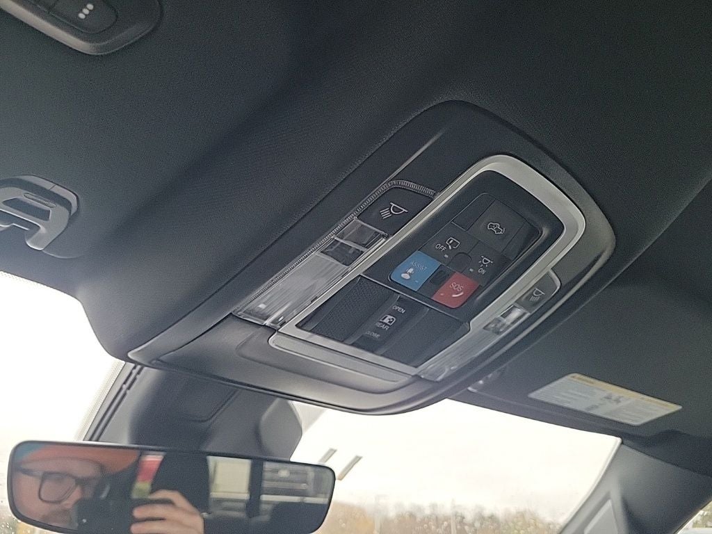 2025 RAM 1500 Big Horn/Lone Star 4D Crew Cab