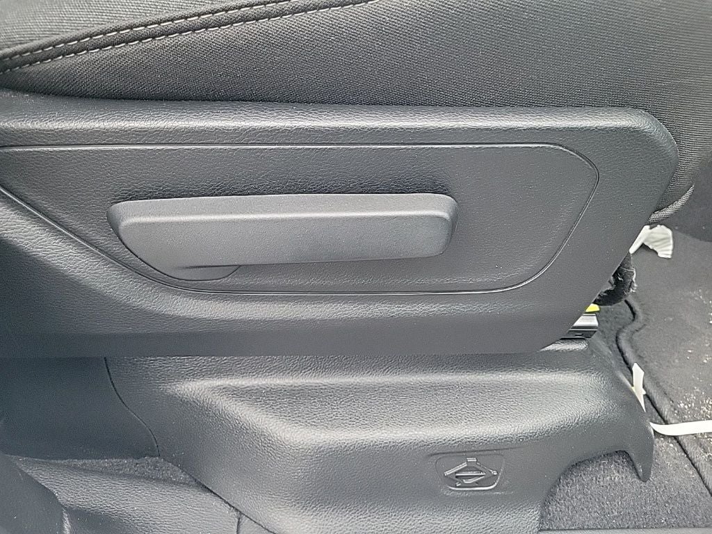 2025 RAM 1500 Big Horn/Lone Star 4D Crew Cab