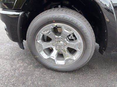2027 RAM 1500 Big Horn/Lone Star 4D Crew Cab