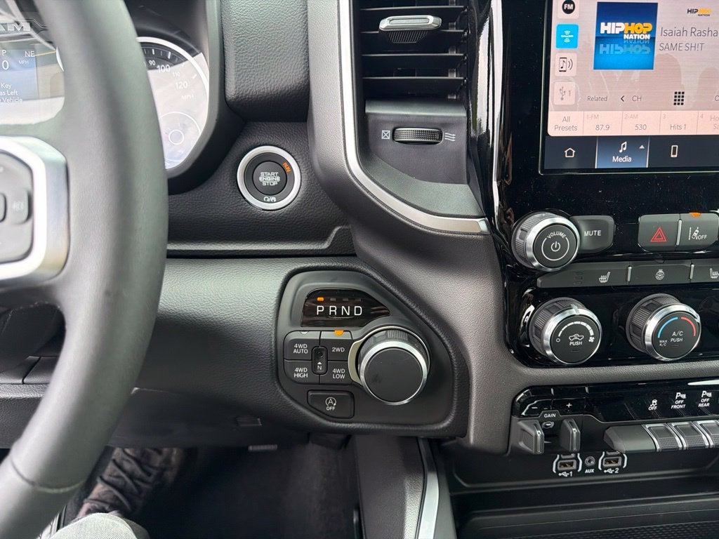 2027 RAM 1500 Big Horn/Lone Star 4D Crew Cab
