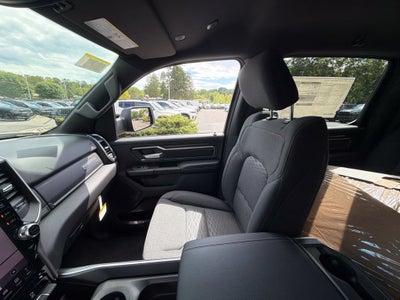 2027 RAM 1500 Big Horn/Lone Star 4D Crew Cab