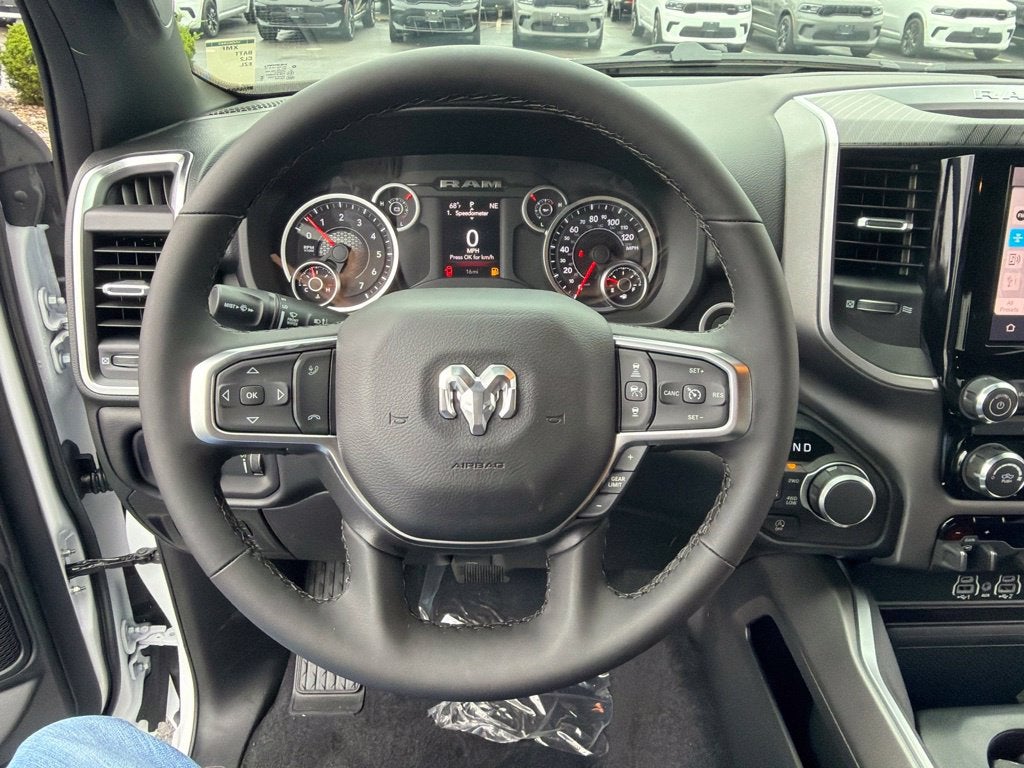 2027 RAM 1500 Big Horn/Lone Star 4D Crew Cab