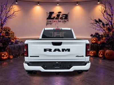 2027 RAM 1500 Big Horn/Lone Star 4D Crew Cab