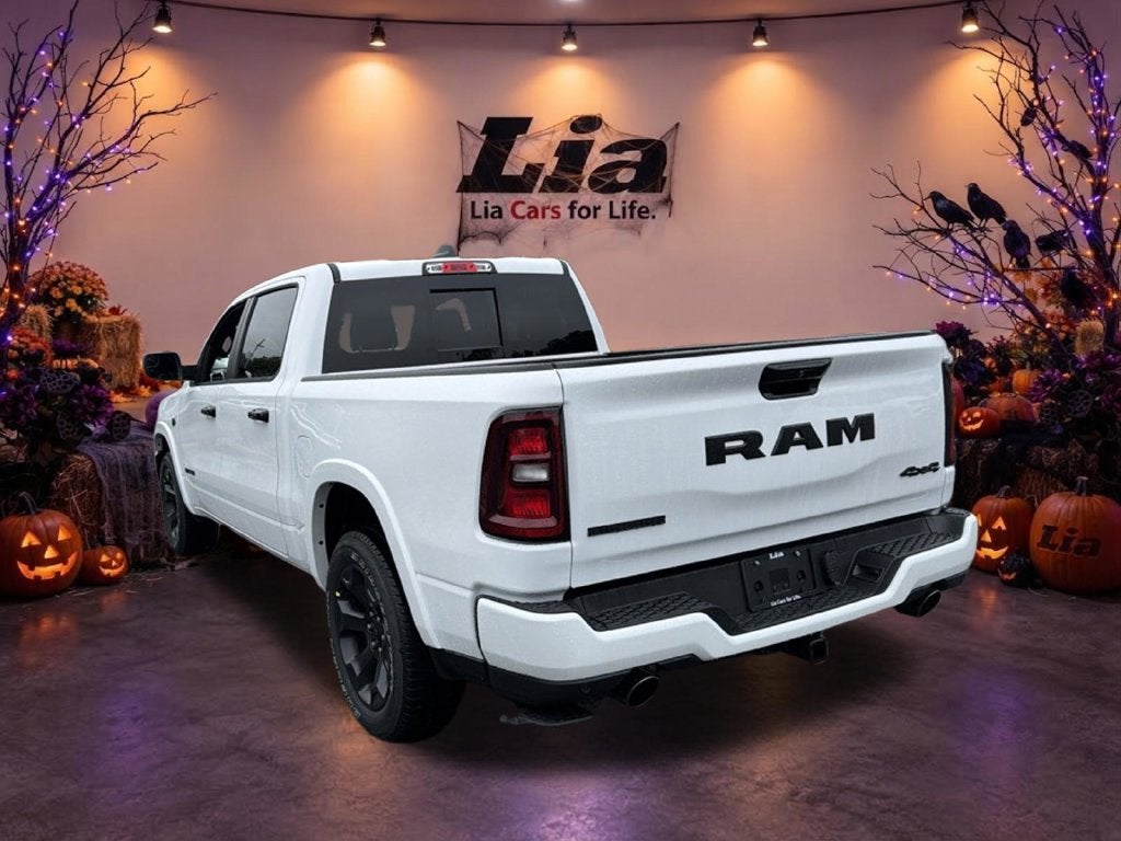 2027 RAM 1500 Big Horn/Lone Star 4D Crew Cab