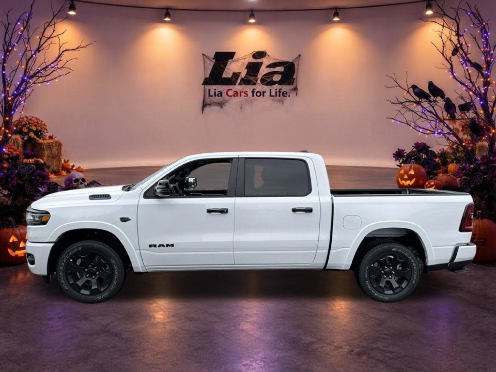 2027 RAM 1500 Big Horn/Lone Star 4D Crew Cab