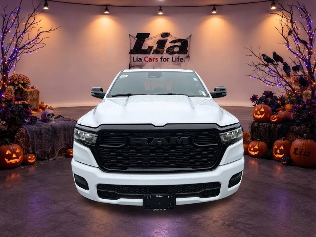 2027 RAM 1500 Big Horn/Lone Star 4D Crew Cab