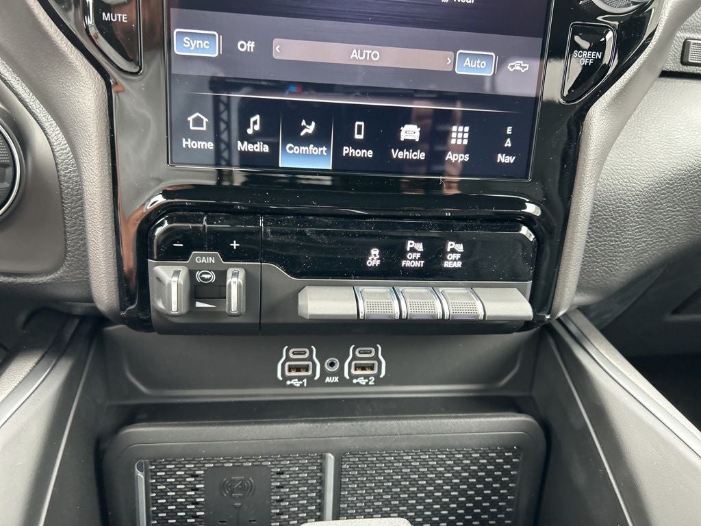 2026 RAM 1500 Big Horn/Lone Star 4D Crew Cab