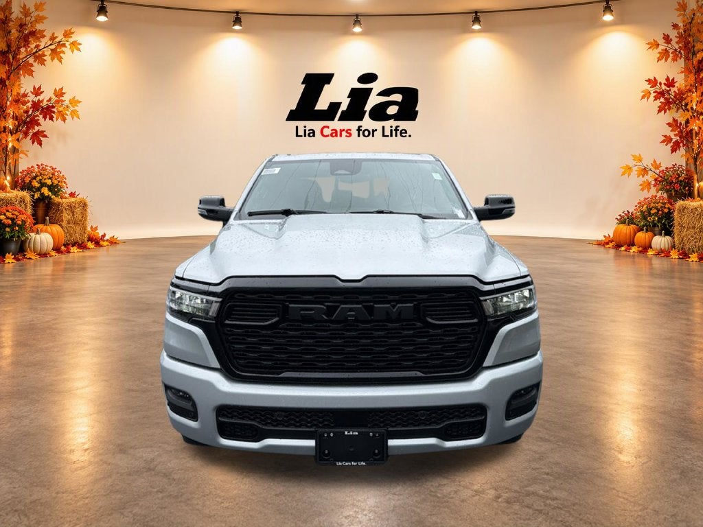 2027 RAM 1500 Big Horn/Lone Star 4D Crew Cab