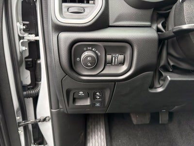 2027 RAM 1500 Big Horn/Lone Star 4D Crew Cab