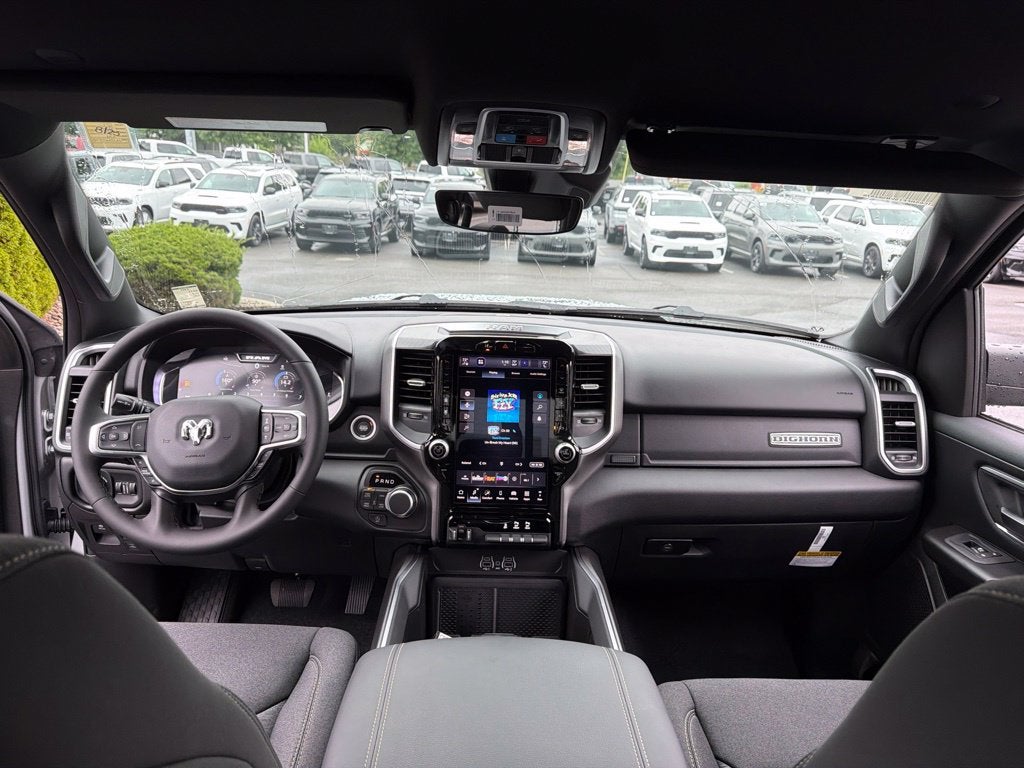 2027 RAM 1500 Big Horn/Lone Star 4D Crew Cab