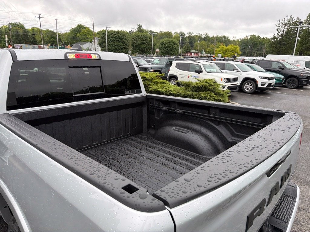 2027 RAM 1500 Big Horn/Lone Star 4D Crew Cab