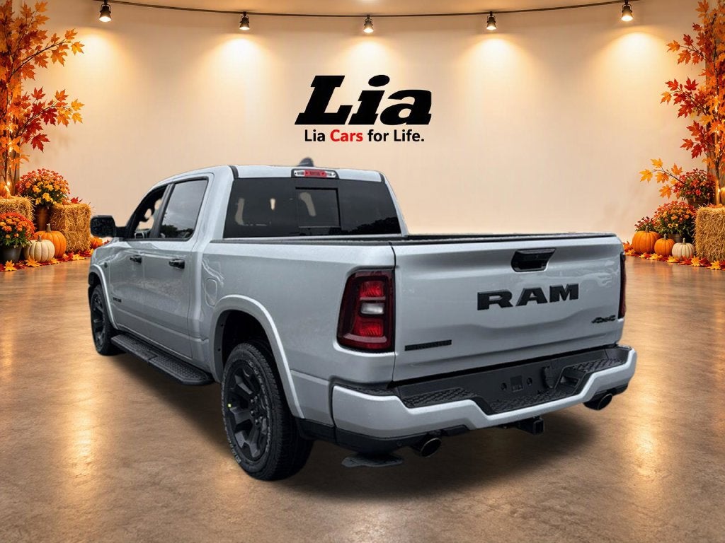 2027 RAM 1500 Big Horn/Lone Star 4D Crew Cab