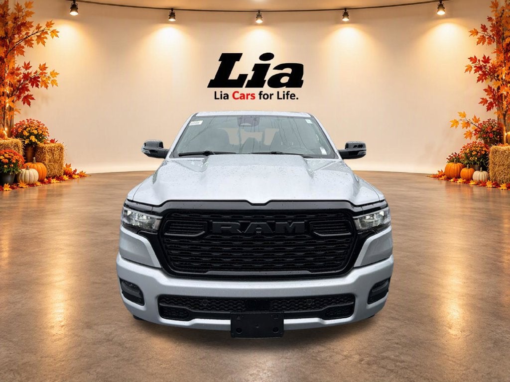 2027 RAM 1500 Big Horn/Lone Star 4D Crew Cab