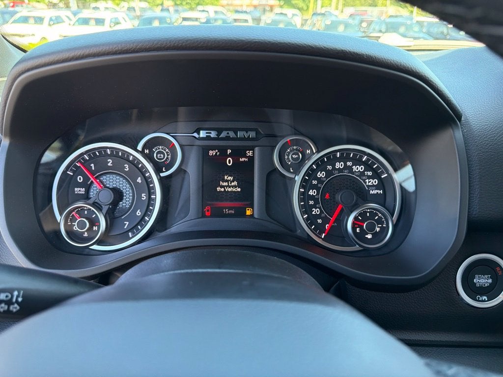 2027 RAM 1500 Big Horn/Lone Star 4D Crew Cab