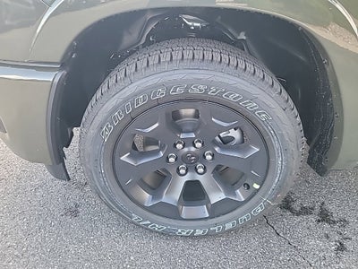 2027 RAM 1500 Big Horn/Lone Star 4D Crew Cab