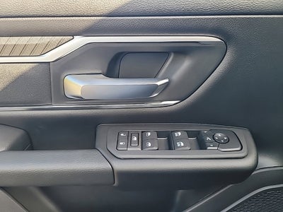 2027 RAM 1500 Big Horn/Lone Star 4D Crew Cab