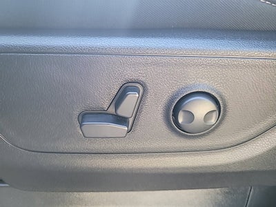 2027 RAM 1500 Big Horn/Lone Star 4D Crew Cab