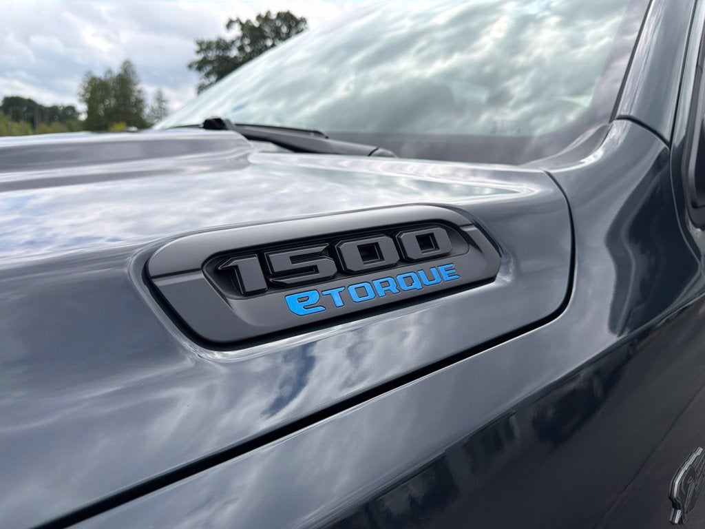 2027 RAM 1500 Big Horn/Lone Star 4D Crew Cab