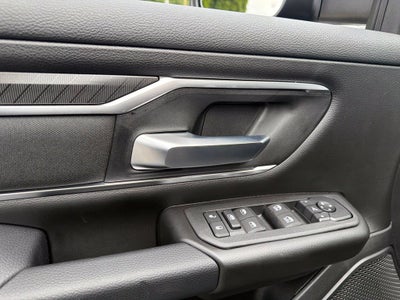 2027 RAM 1500 Big Horn/Lone Star 4D Crew Cab