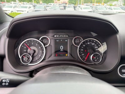 2027 RAM 1500 Big Horn/Lone Star 4D Crew Cab