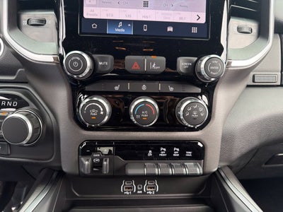 2027 RAM 1500 Big Horn/Lone Star 4D Crew Cab