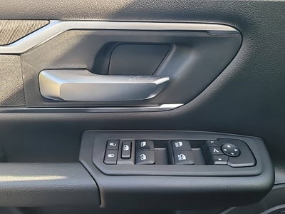 2027 RAM 1500 Big Horn/Lone Star 4D Crew Cab